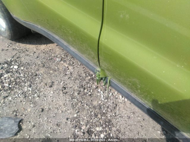 KNDJP3A50E7724684 KIA SOUL +