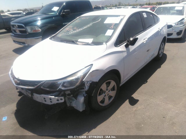 Chevrolet CRUZE LS 2018 1G1BC5SM2J7212901 Image 2