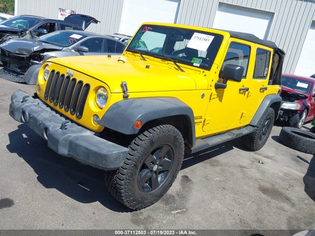 1C4BJWDG3FL585406 Jeep Wrangler Unlimited Sport