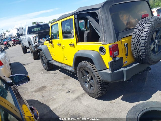1C4BJWDG3FL585406 Jeep Wrangler Unlimited Sport