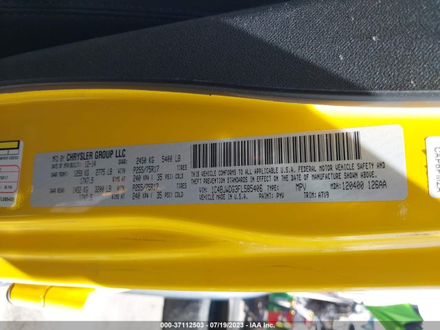 1C4BJWDG3FL585406 Jeep Wrangler Unlimited Sport