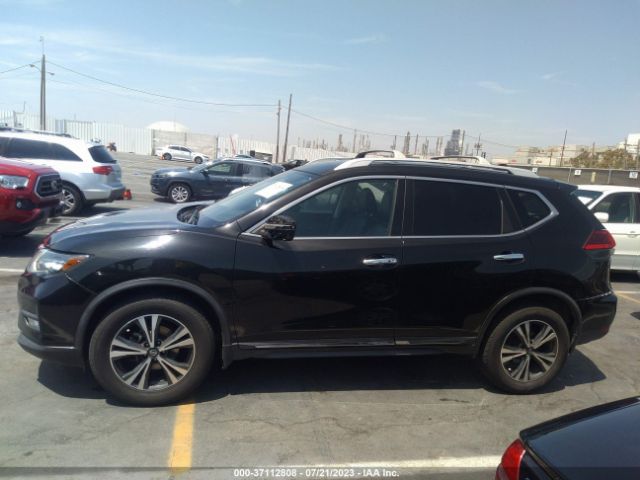 5N1AT2MV7HC871853 Nissan Rogue Sl