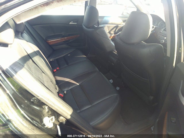 2011 HONDA ACCORD SDN EX-L VIN: 1HGCP2F86BA152087