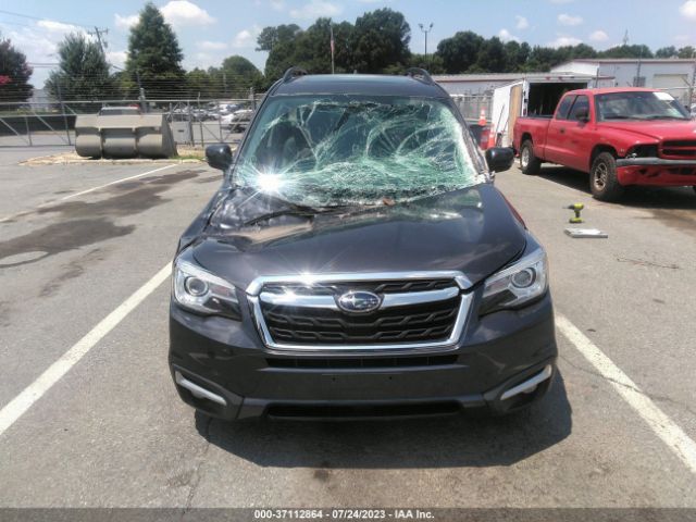 JF2SJAWC8JH606812 Subaru Forester Touring