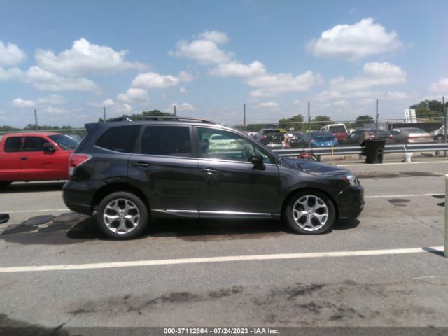 JF2SJAWC8JH606812 Subaru Forester Touring