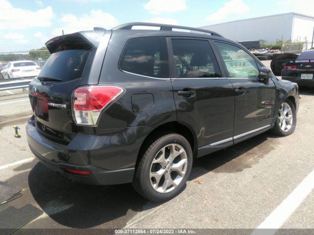 JF2SJAWC8JH606812 Subaru Forester Touring