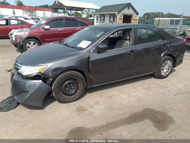Toyota CAMRY LE 2014 4T4BF1FK3ER395301 Image 2