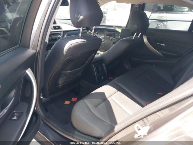 WBA8E1G57JNU90661 BMW 3 Series 320i