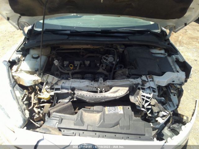 1FADP3F21GL360805 Ford FOCUS SE