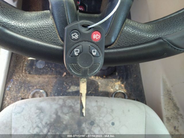 1FADP3F21GL360805 Ford FOCUS SE