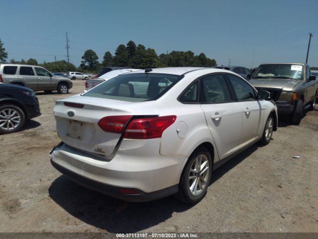 1FADP3F21GL360805 Ford FOCUS SE