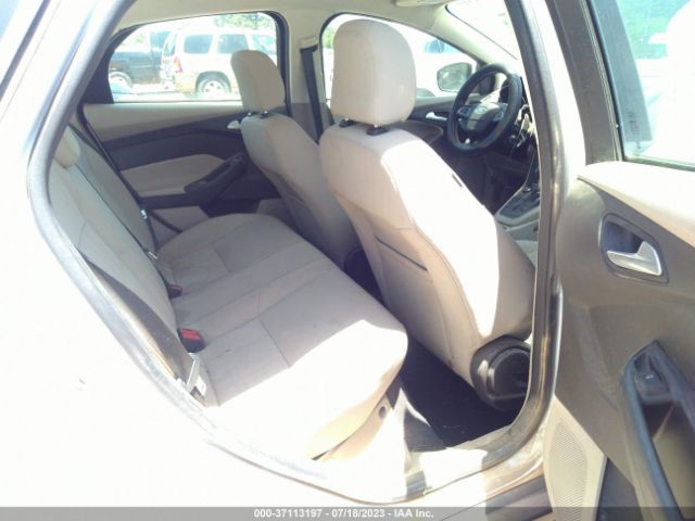 1FADP3F21GL360805 Ford FOCUS SE