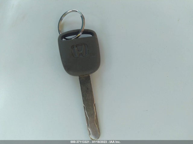 2004 HONDA ODYSSEY EX VIN: 5FNRL18654B065625
