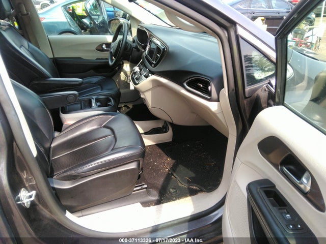 2C4RC1DG0LR203444 Chrysler Voyager Lxi