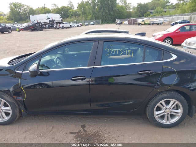 Chevrolet CRUZE LT 2018 1G1BE5SM5J7171643 Image 14