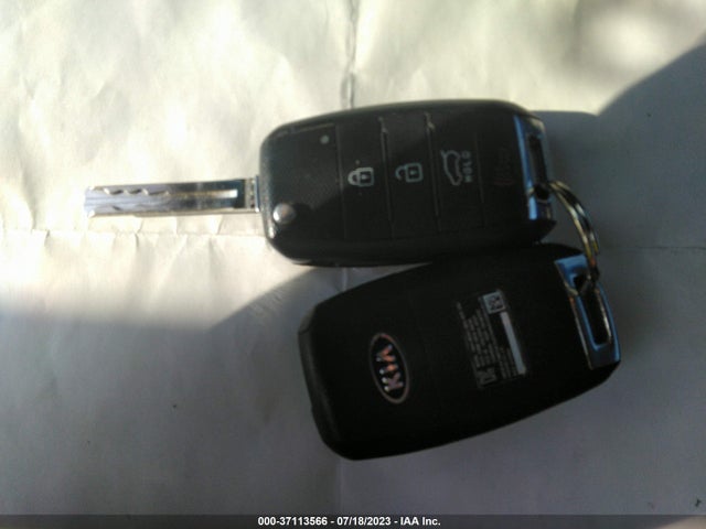KIA Soul Base 2015 KNDJN2A24F7763690 Image 11
