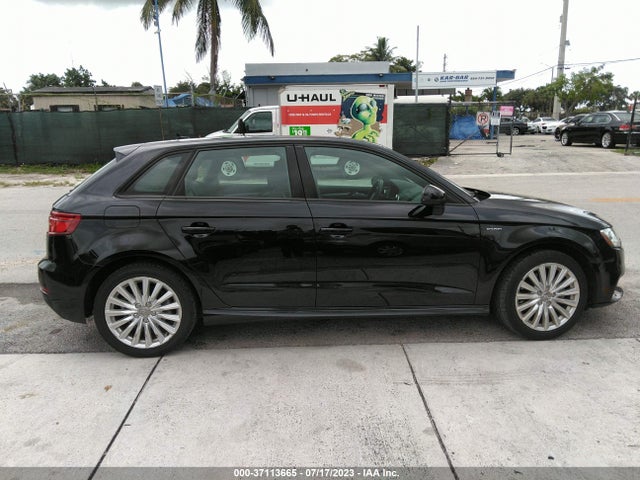 Audi A3 Sportback E-tron Premium 2017 WAUUPBFF8HA035487 Image 13