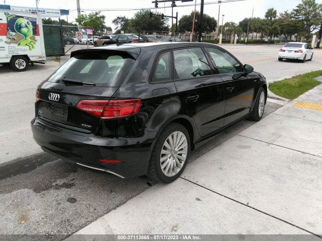 Audi A3 Sportback E-tron Premium 2017 WAUUPBFF8HA035487 Image 4