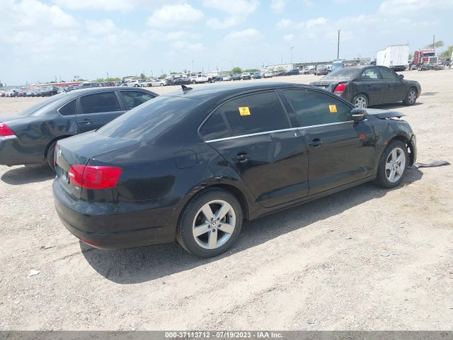 3VWLL7AJXEM260198 Volkswagen Jetta Sedan Tdi
