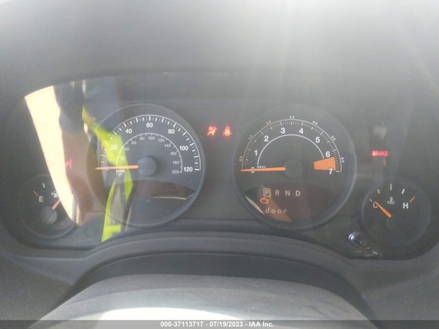 1C4NJPBA6ED812873 Jeep Patriot Altitude