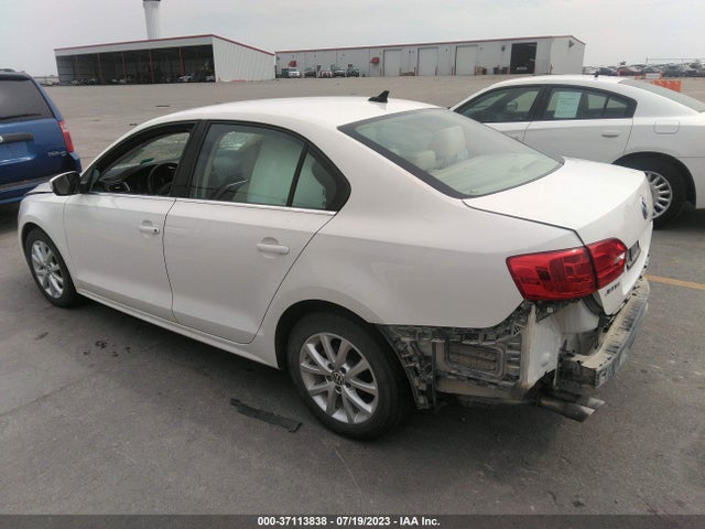2013 VOLKSWAGEN JETTA SEDAN SE W/CONVENIENCE VIN: 3VWDX7AJ3DM428125