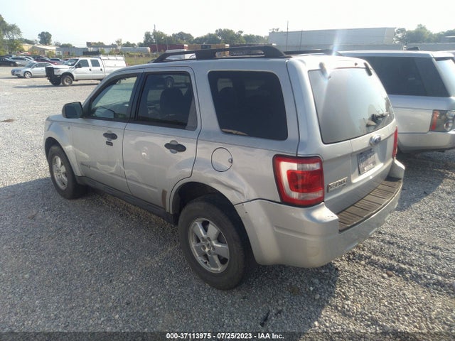 2008 FORD ESCAPE XLT VIN: 1FMCU031X8KB89791