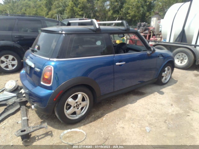 2009 MINI COOPER HARDTOP WMWMF33519TT69564 Photo 3