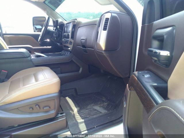 1GT12SEY6KF224060 GMC Sierra 2500hd Denali