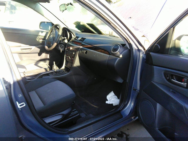 2007 MAZDA MAZDA3 I TOURING VIN: JM1BK12G271684377
