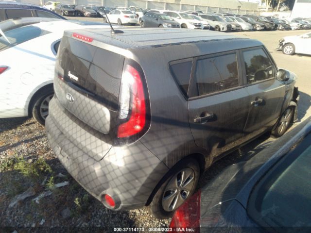 KNDJN2A27G7391246 KIA Soul Base