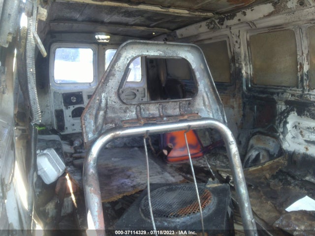 2000 FORD ECONOLINE CARGO VAN VIN: 1FTRE1420YHB87604