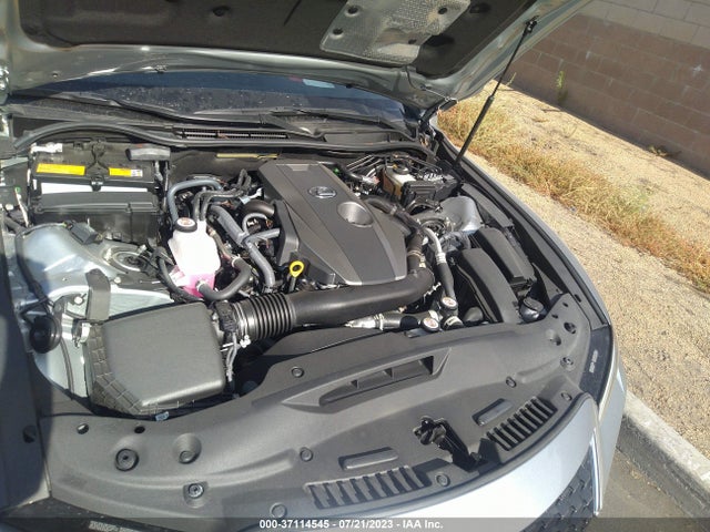 JTHDA1D29N5121053 Lexus Is Is 300
