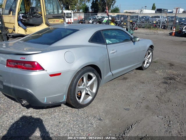 Chevrolet CAMARO LT 2015 2G1FF1E38F9304296 Image 4