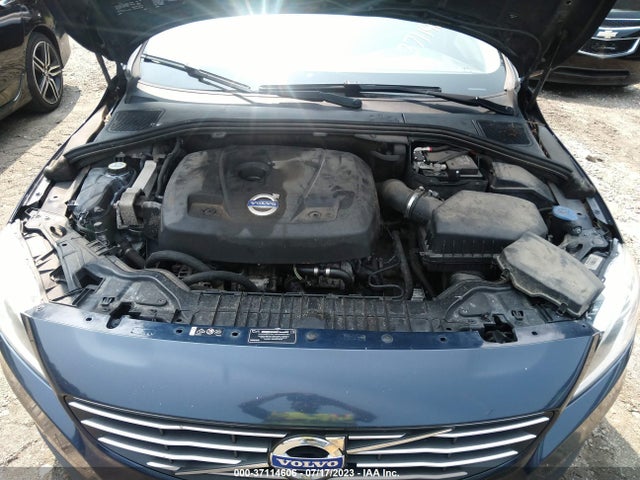 2015 VOLVO V60 T5 DRIVE-E PREMIER VIN: YV140MEK8F1231311