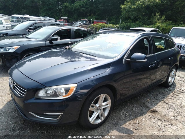 2015 VOLVO V60 T5 DRIVE-E PREMIER VIN: YV140MEK8F1231311