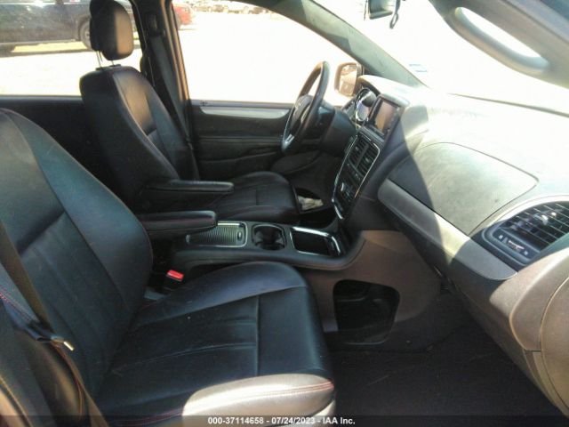2C4RDGEG2HR731993 Dodge Grand Caravan Gt