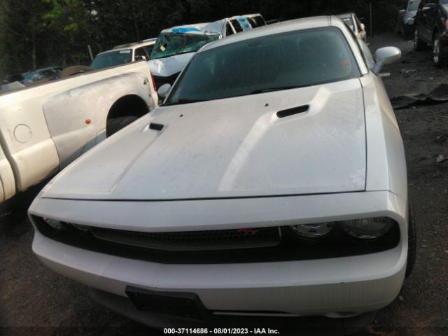2C3CDYAG3EH301946 Dodge Challenger Sxt Plus