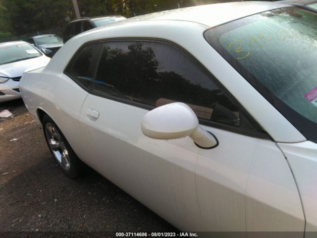 2C3CDYAG3EH301946 Dodge Challenger Sxt Plus