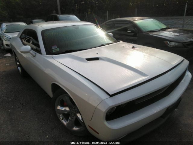 2C3CDYAG3EH301946 Dodge Challenger Sxt Plus