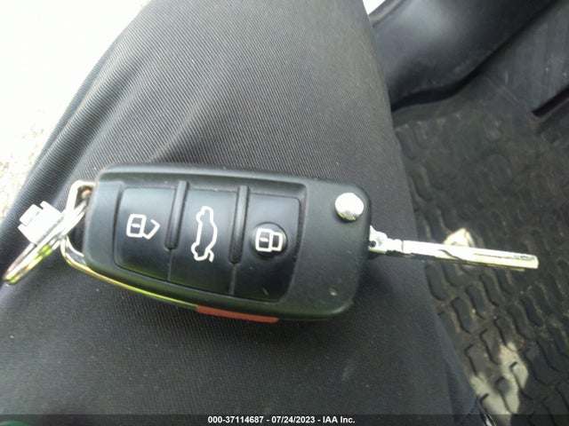 WA1AUCF30M1133136 Audi Q3 PREMIUM
