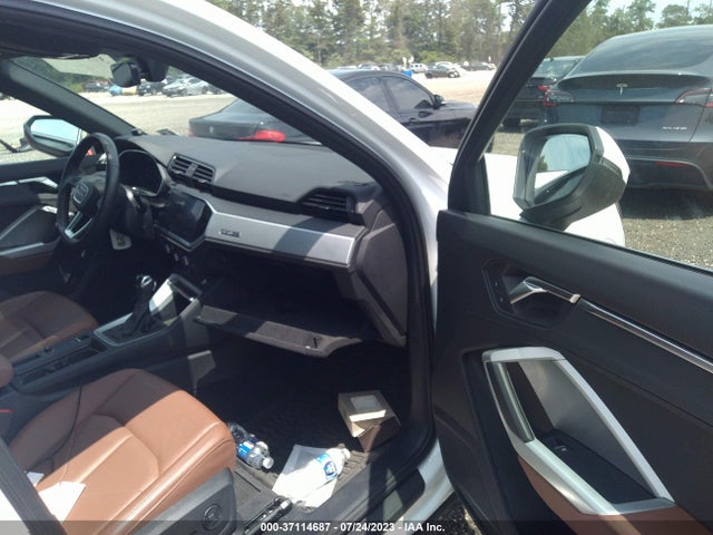 WA1AUCF30M1133136 Audi Q3 PREMIUM