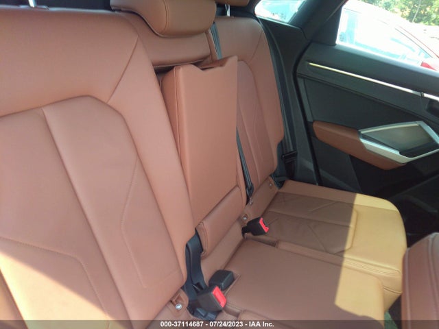 WA1AUCF30M1133136 Audi Q3 PREMIUM