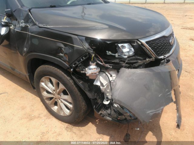 5XYKU4A79EG523082 KIA SORENTO EX