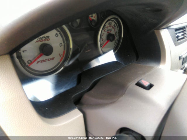 2010 FORD FOCUS SE VIN: 1FAHP3FN6AW233971