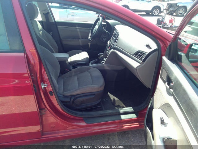 2017 HYUNDAI ELANTRA SE VIN: 5NPD74LF1HH126581