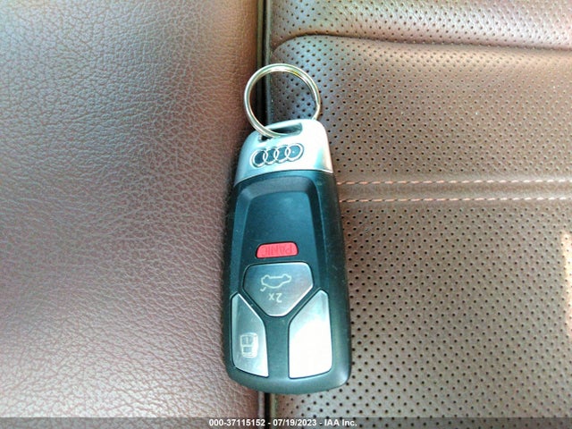 WA1BNAFY3L2042310 Audi Q5 Premium Plus