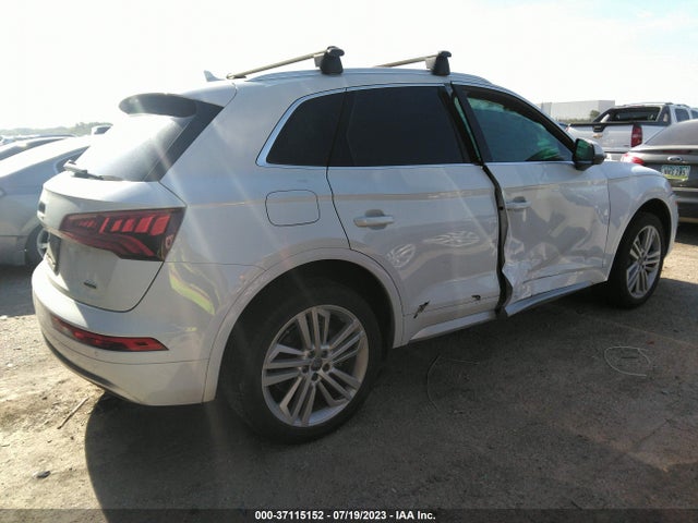 WA1BNAFY3L2042310 Audi Q5 Premium Plus