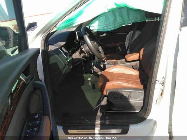 WA1BNAFY3L2042310 Audi Q5 Premium Plus