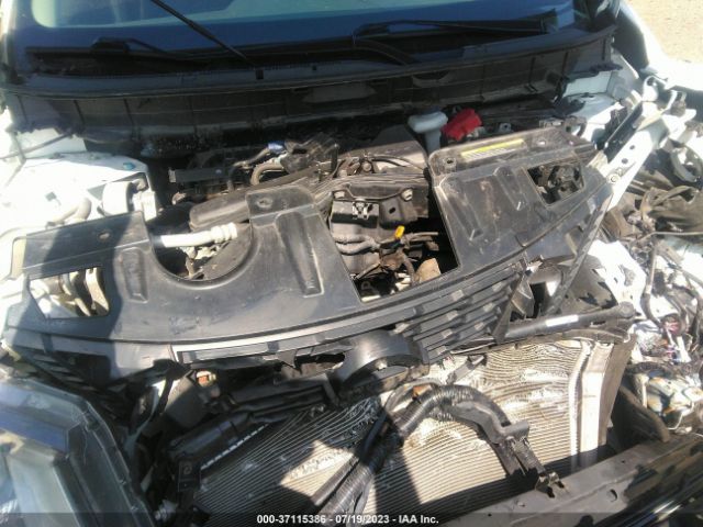 JN8AT2MV8HW267302 Nissan ROGUE SV