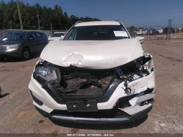 JN8AT2MV8HW267302 Nissan ROGUE SV